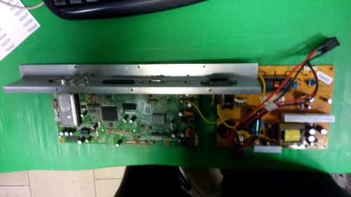 IPB323S led tv modul tápegység 22 T0492 CV7050LS1